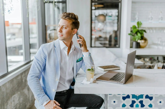 Why eSIMs are Ideal for Business Travels